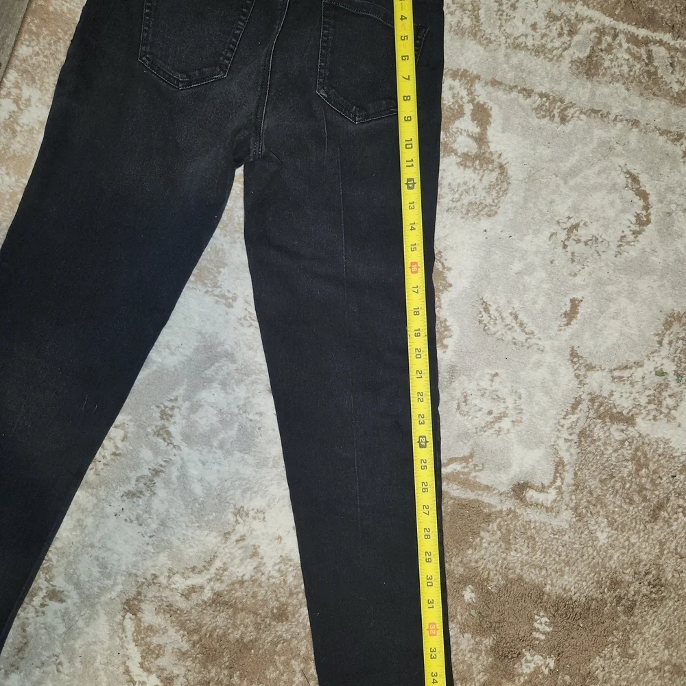 Bandolino Women's Black Straight Leg Jeans